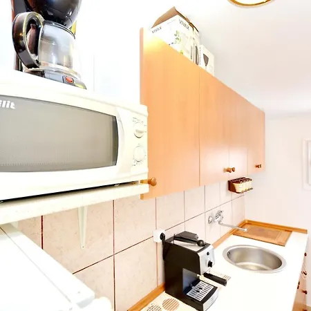 Apartmán Spacious In With Garden View 65 M²