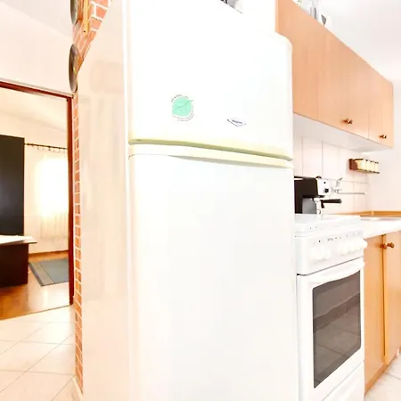 Spacious In With Garden View 65 M² *